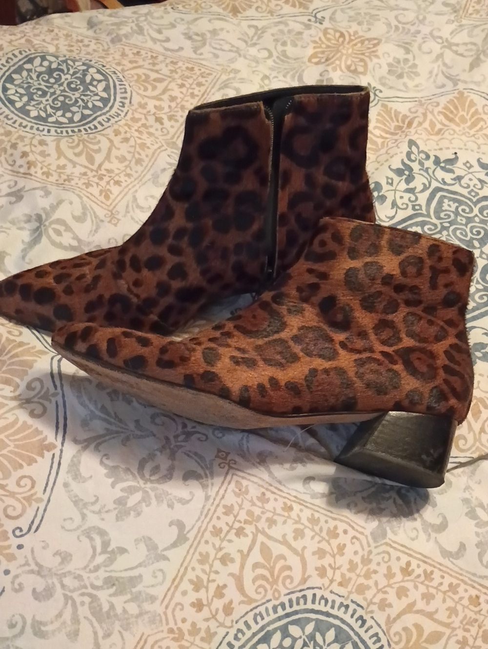 Huma Blanco Leopard Calf Hair Ankle Booties